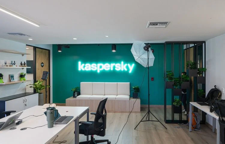 Kaspersky alerta sobre estafas impulsadas por IA durante los partidos finales del torneo de fútbol más grande del mundo