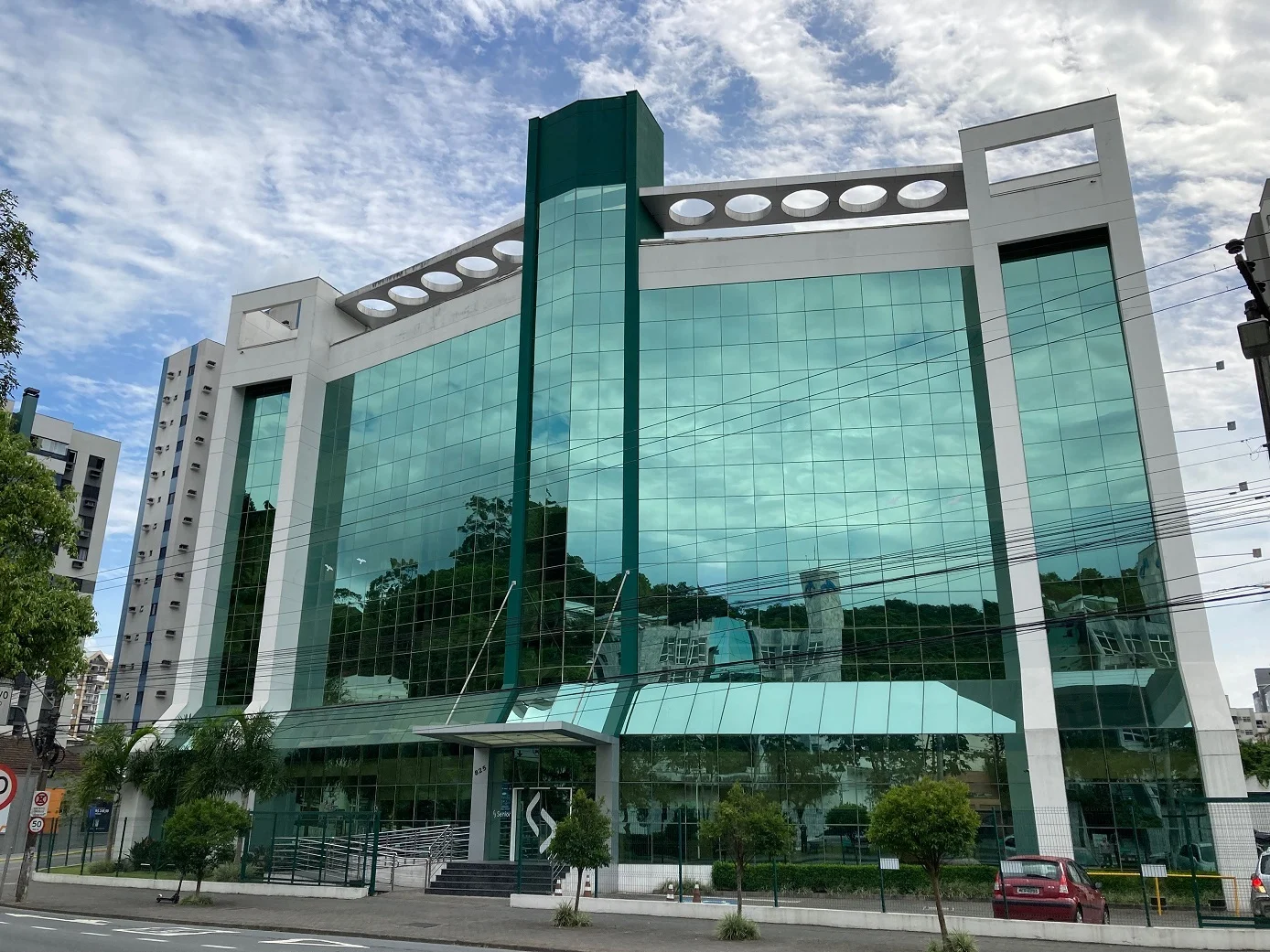 Senior amplia receita recorrente em 24,8% no 2T26 e acelera estratégia de crescimento com IA e expansão do ecossistema