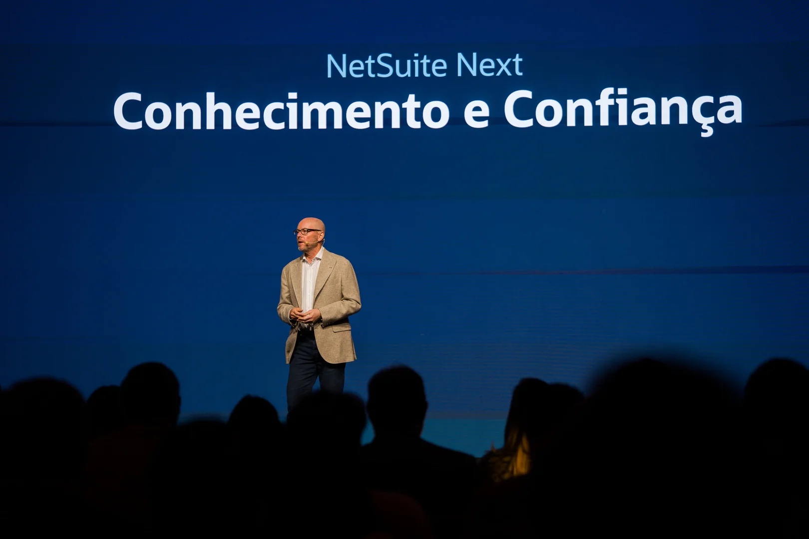 Oracle NetSuite lança nova geração da plataforma com IA nativa, agentes inteligentes e foco na Reforma Tributária