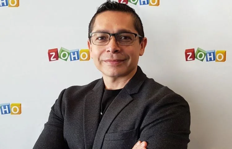El teléfono celular, principal herramienta de trabajo para microempresas en Costa Rica