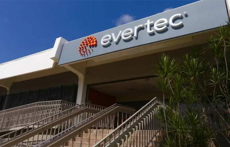 Evertec firma acuerdo para adquirir participación mayoritaria en BBChain
