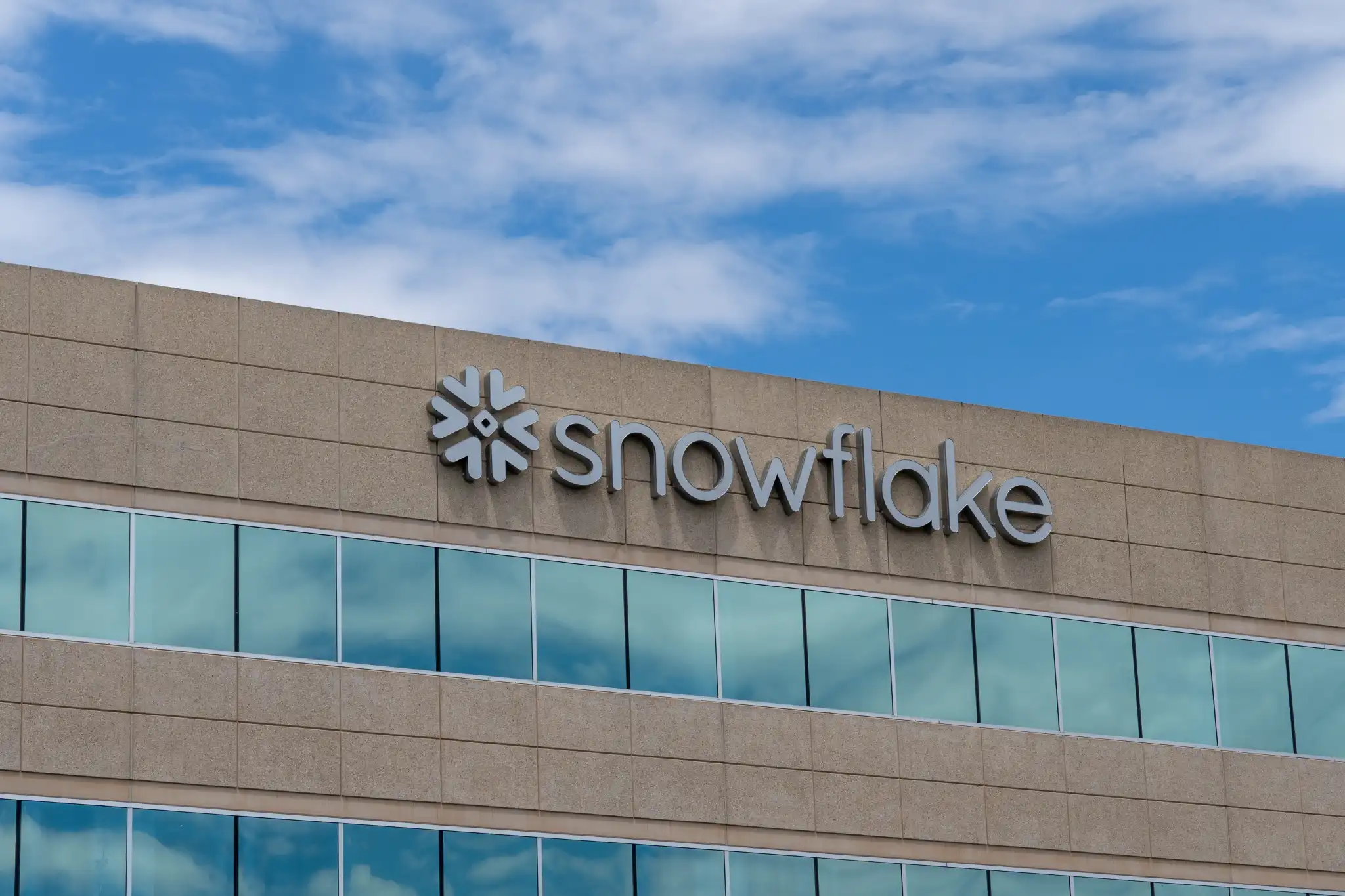 Snowflake adds AI governance layer for enterprise agents