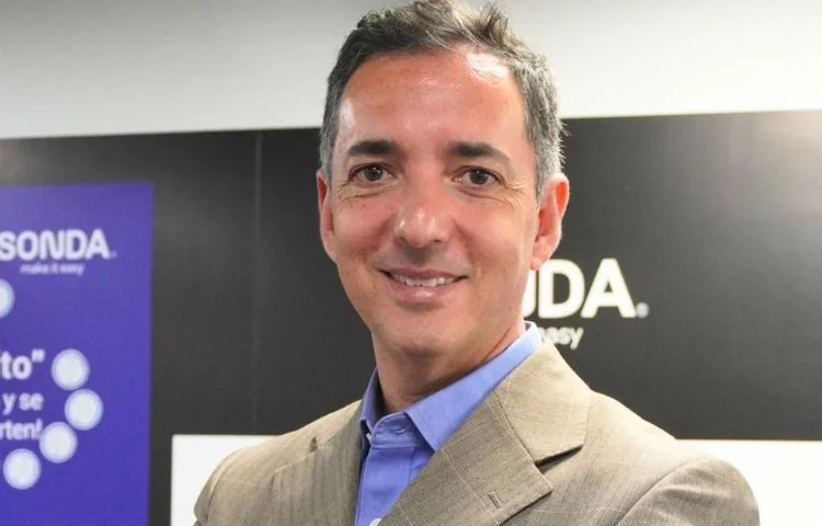 Adrian Asallas 